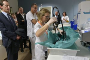Salle de désinfection et de stockage des endoscopes